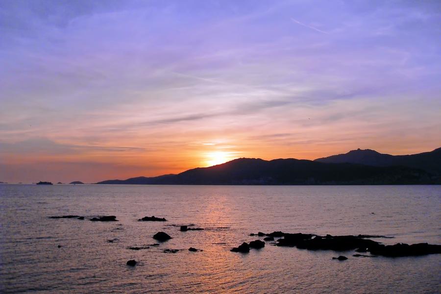 Coucher de soleil en mer dans le Golfe d'Ajaccio